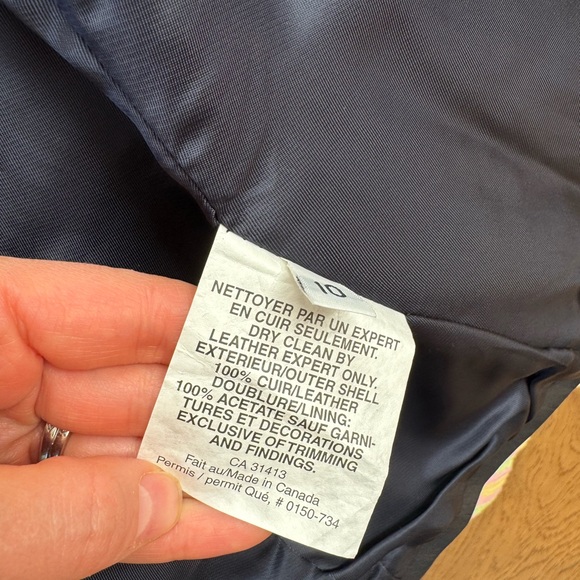 Sleek Black Leather Jacket for Women - Picture 8 of 16